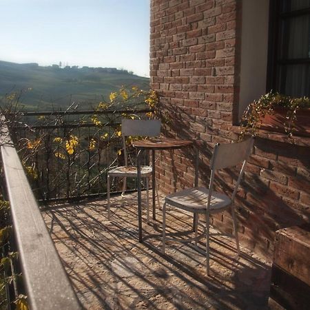 Il Poggio B&B San Damiano al Colle Luaran gambar